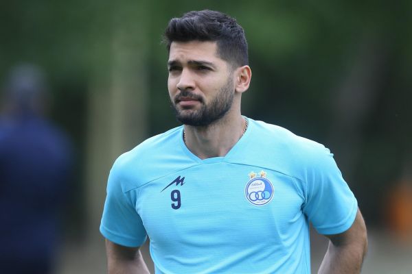  بازگشت مهدی مهدی پور به تمرینات گروهی استقلال