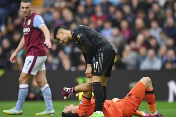 انتقاد امری از حرکت قهرمان جام جهانی در برابر آرسنال