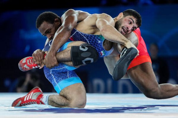 تصمیم قطعی قهرمان کشتی آزاد جهان برای تغییر وزن