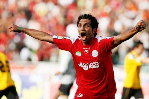 استوری جنجالی یک پرسپولیسی برای سپاهانیها