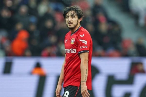  آزمون  انتقالم به مارسی قطعی و شماره پیراهنم مشخص شده بود