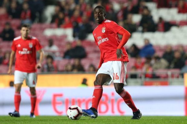 اتهام تبانی به بنفیکا؛ بازیکنی که به آنها پنالتی داد را خریدند