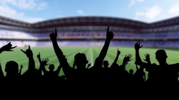  تشویق به شرط هدیه؛ داستان تیم‌های لیگ یکی که هوادار اجاره می‌کنند