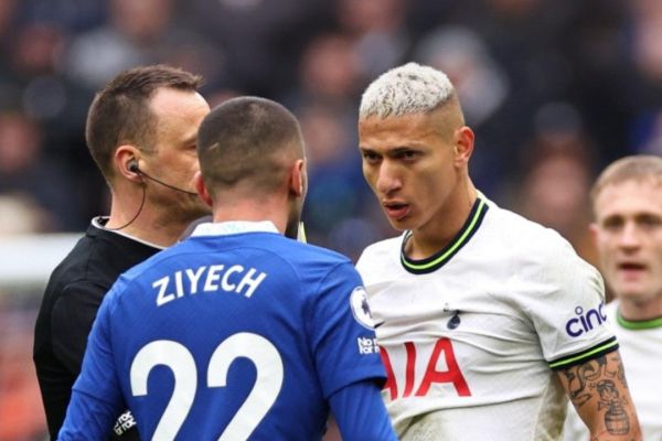 شکستی دیگر برای چلسی این بار مقابل تیم همشهری