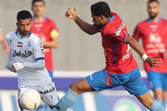 مهدیزاده خوششانس بودیم، استقلال را میبردیم