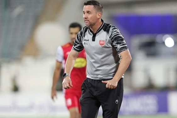 اوسمار ویرا از صحبت های خمز تعجب کردم امیدوارم با دست پر به تهران برگردیم