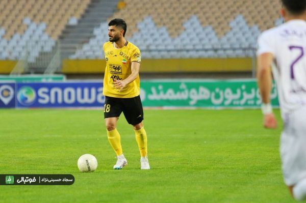 زکیپور جلوی پرسپولیس محروم نیست