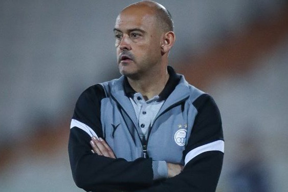 ماتا در استقلال خون ساپینتو جاری است عادلانه نبود امروز نمی بردیم