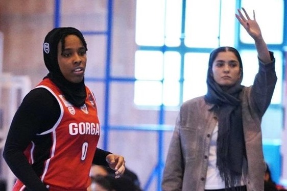تیروژحیات اولین گام فینال لیگ بسکتبال بانوان را محکم برداشت