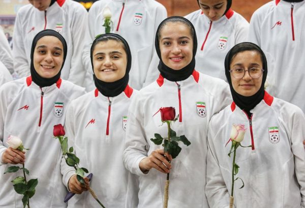 گزارش تصویری از بازگشت تیم ملی فوتبال جوانان به تهران