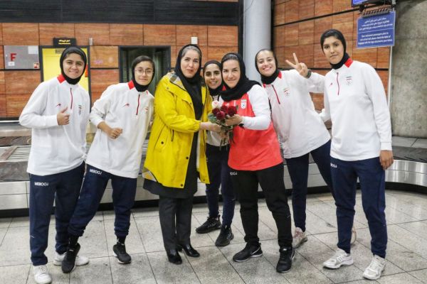 گزارش تصویری از بازگشت تیم ملی فوتبال جوانان به تهران