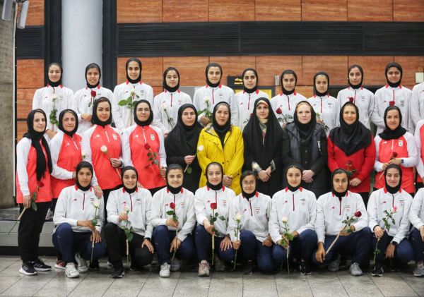 گزارش تصویری از بازگشت تیم ملی فوتبال جوانان به تهران