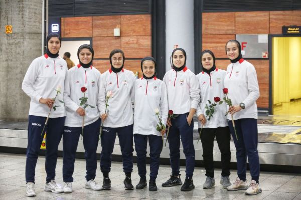 گزارش تصویری از بازگشت تیم ملی فوتبال جوانان به تهران