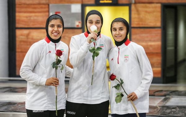 گزارش تصویری از بازگشت تیم ملی فوتبال جوانان به تهران