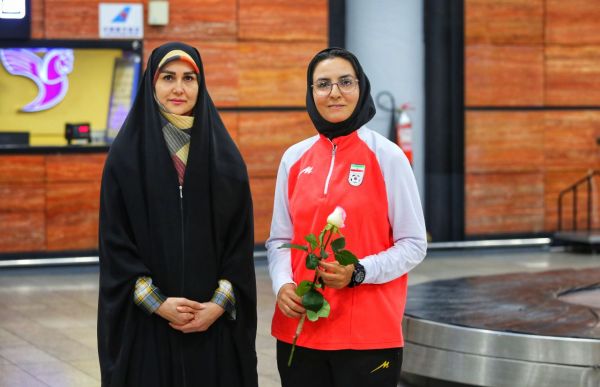 گزارش تصویری از بازگشت تیم ملی فوتبال جوانان به تهران