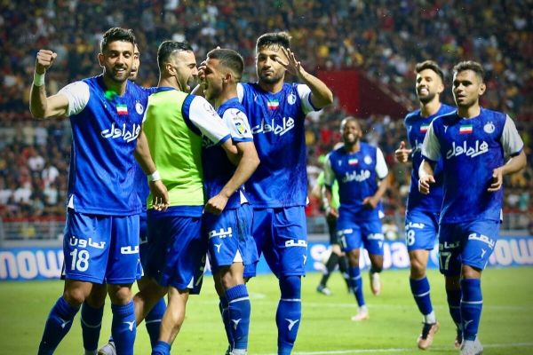 استقلال در ورزشگاه کارگران به مصاف نساجی میرود