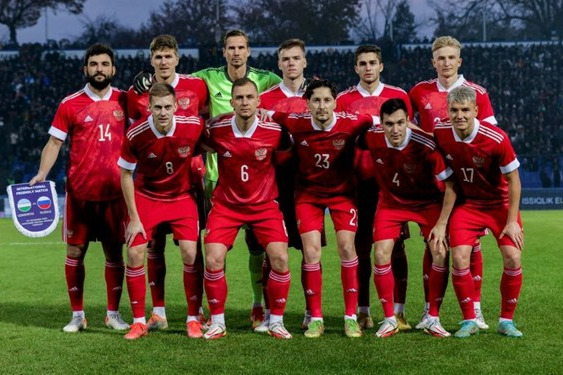 تیم ملی فوتبال روسیه به ایران وارد شد