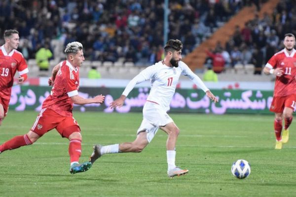  وینگر تیم ملی روسیه و شگفت‌زدگی از حضور در ورزشگاه آزادی