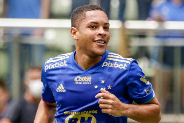  قیمت پدیده برزیلی مورد نظر بارسلونا  50 میلیون برای 85 درصد