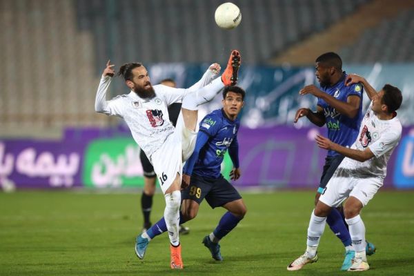  زمان مسابقه استقلال و ذوب‌آهن تغییر کرد