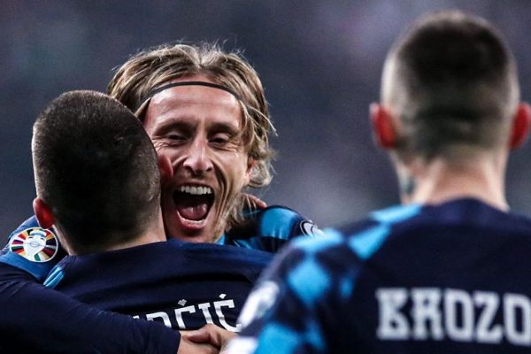  عکس نوشت؛ سه ستاره خط هافبک کرواسی که همچنان می‌درخشند