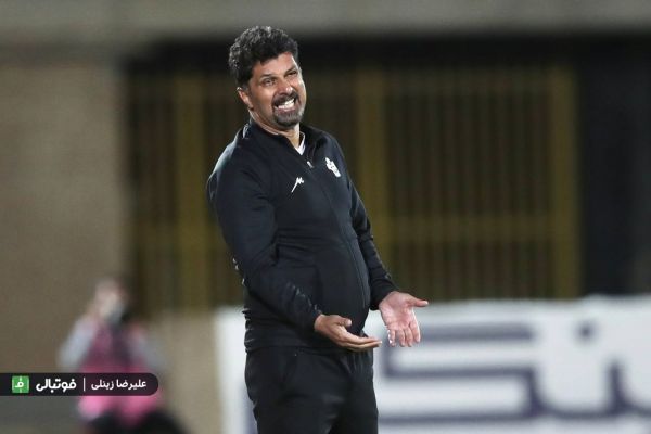  حسینی  به خوب بازی کردن امتیاز نمی‌دهند  روی یک پنالتی بچه‌گانه گل خوردیم