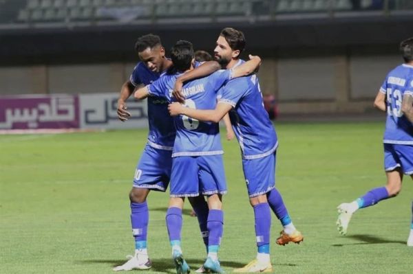 نساجی یک – گلگهر دو گلگهر بی امیر هم میبرد نساجی در وطنی هم میبازد