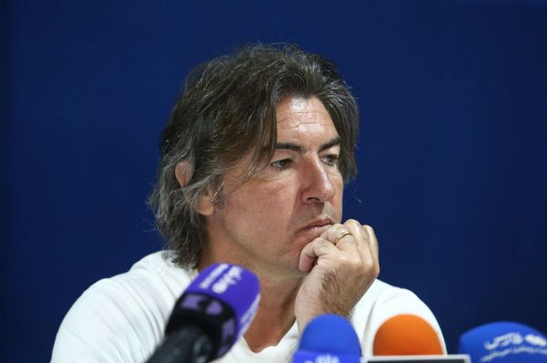 فتح الله زاده اظهارات سرمربی خودش را تکذیب کرد