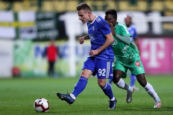 جام حذفی کرواسی شکست دیناموزاگرب در شب نیمکت نشینی محرمی