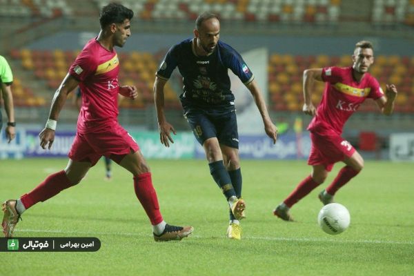 گزارش تصویری اختصاصی دیدار تیمهای فولاد خوزستان و نساجی مازندران