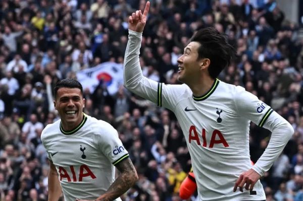 واکنش ستاره کرهای تاتنهام به زدن رکورد 100 گل در لیگ برتر