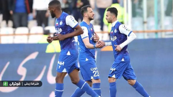  گزارش روز  نقش کمرنگ مهاجمان استقلال در موفقیت آبی‌ها