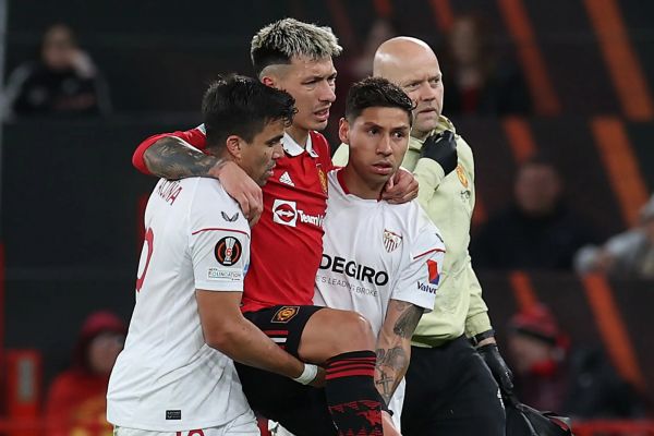 بحران جدی در منچستریونایتد مدافع آرژانتینی فصل را از دست داد