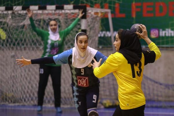 لیگ برتر هندبال بانوان صعود فولاد به جمع چهار تیم تساوی سپاهان و شهید شاملی