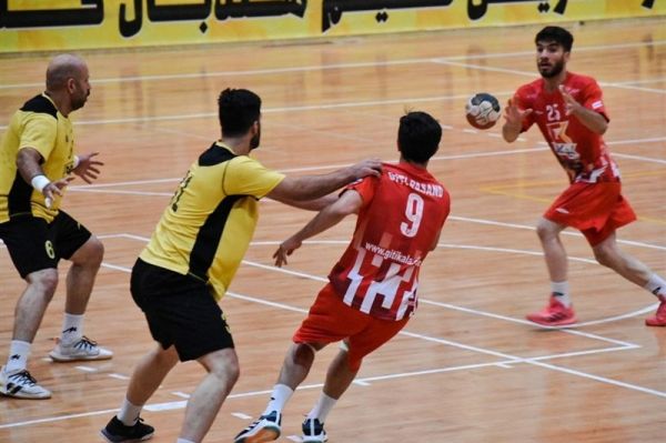 لیگ برتر هندبال صدر جدول هندبال طلایی ماند