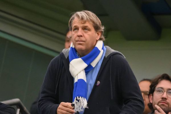 بحران در چلسی؛ حضور یکساعته تاد بولی و اقبالی در رختکن