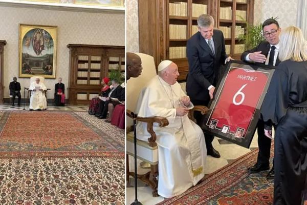 عکس؛ پیراهن منچستریونایتد به پاپ فرانسیس هدیه دادهشد