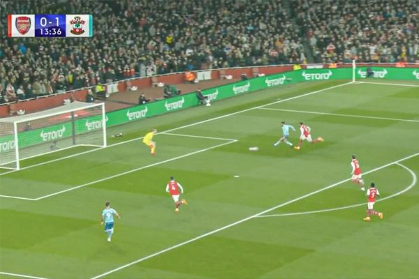 عکس؛ لحظهای که ستاره سابق آرسنال کار توپچیها را برای قهرمانی سخت کرد