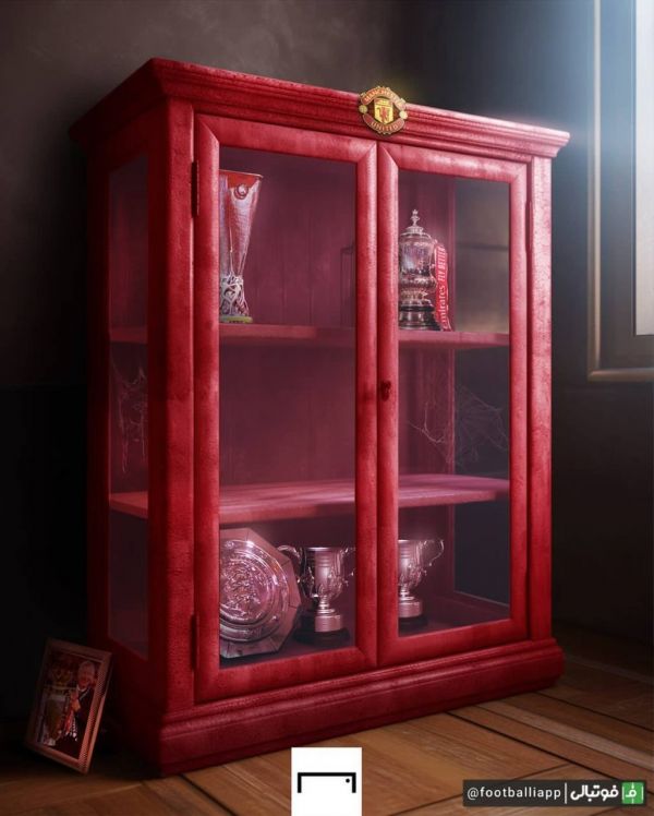  طرح  از آخرین قهرمانی منچستریونایتد در لیگ برتر انگلیس ده سال گذشت