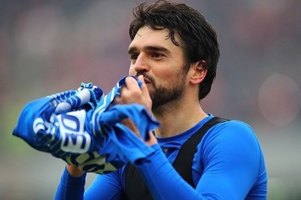 پادوانی تماشاگر ویژه استقلال و تراکتور