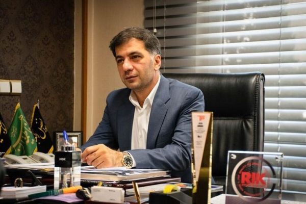  کریمی  ۱۶۰ میلیارد از همراه اول می‌خواهیم، ولی جواب تلفن ما را نمی‌دهند