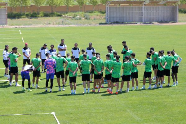  گزارش تصویری از تمرین ظهر امروز تیم آلومینیوم اراک زیر نظر سیدمهدی رحمتی