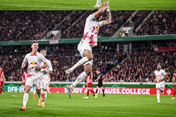  خوشحالی ویژه ستاره لایپزیش به سبک رونالدو عکس