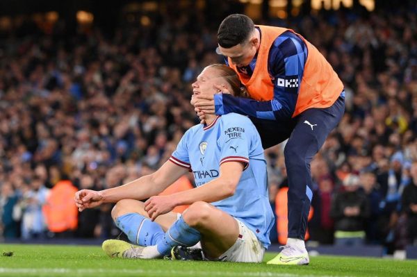 منچسترسیتی بار دیگر صدر جدول را پس گرفت برد مهم لیورپول با پنالتی صلاح