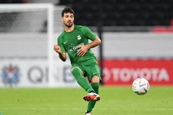 شکست الاهلی با اشتباهات مرگبار شجاع خلیلزاده