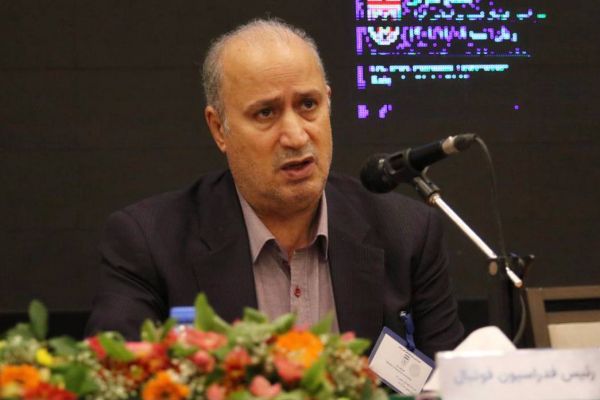  تاج  فوتبال با هیچ پدیده اجتماعی قابل مقایسه نیست