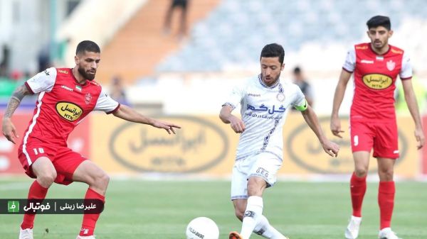 پرسپولیس 4- گلگهر سیرجان صفر ترابی در عرش، فروزان روی فرش تکلیف قهرمانی به قائمشهر کشیده شد