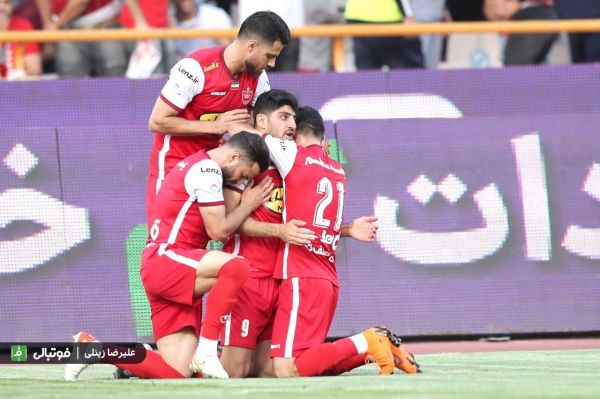  گزارش تصویری اختصاصی  دیدار تیمهای پرسپولیس و گل گهر