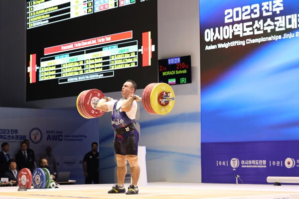 قهرمانی آسیایی تیم ملی وزنهبرداری ایران با رکوردشکنی یوسفی