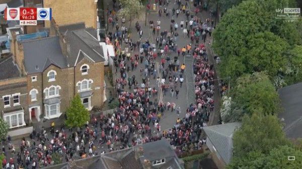 عکس؛ خروج زودهنگام هواداران آرسنال از ورزشگاه در شب تحقیرآمیز